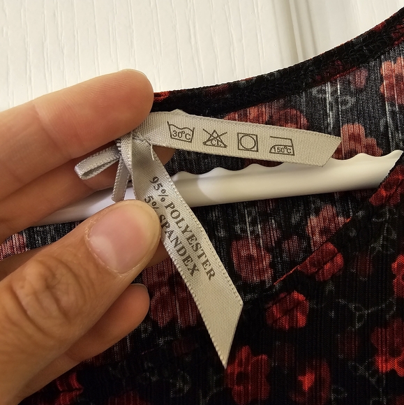 NWT | Short Sleeve Dress | Size Medium - Picture 5 of 5